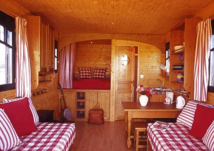 Charming unusual roulottes Ardèche